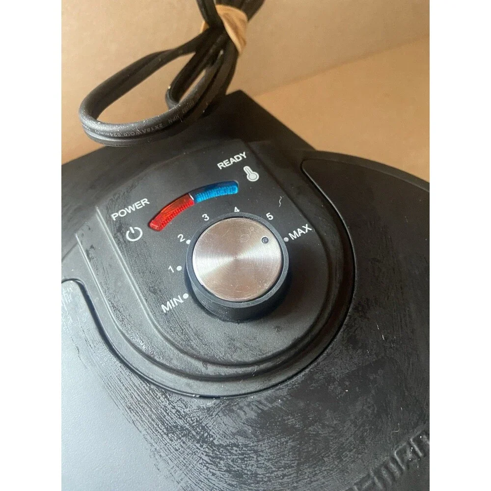 Chefman Anti-Overflow Belgian Waffle Maker Shade Selector Non-Stick Black Tested